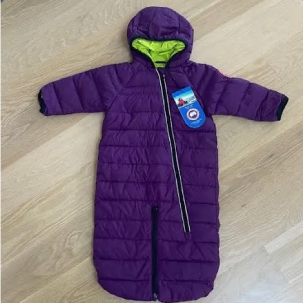 ISO Canada Goose PBI bunting in girly colours 3-6 or 6-12 month size New or EUC